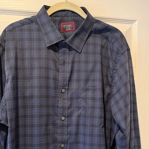UNTUCKit Men's Navy Checkered Shirt